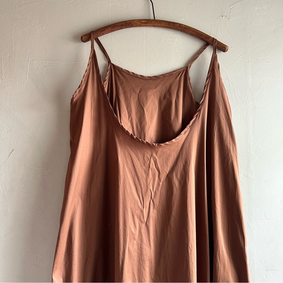 Minimal cotton lightweight sundress - Picture 3 of 7